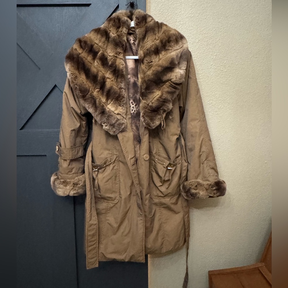 Jessica Wilde real fur coat